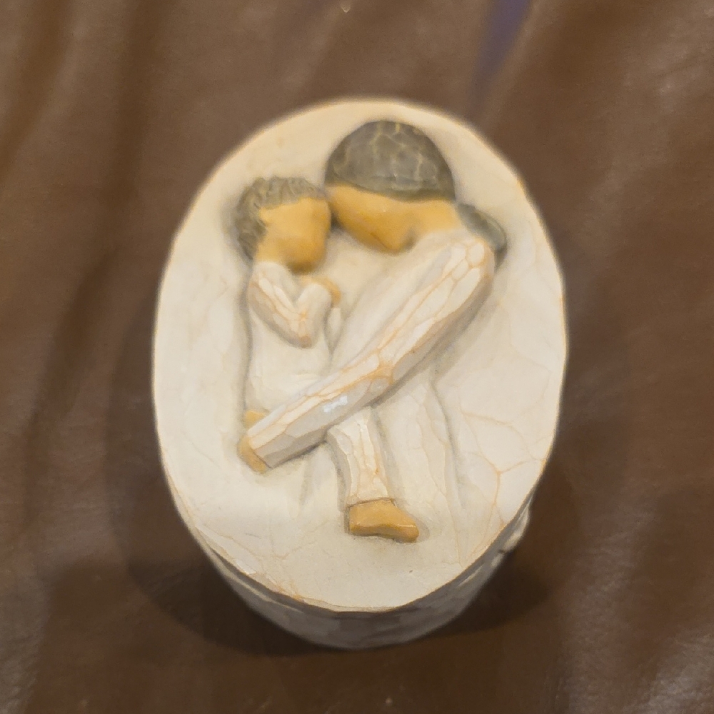 Willow Tree - Tenderness Keepsake Box